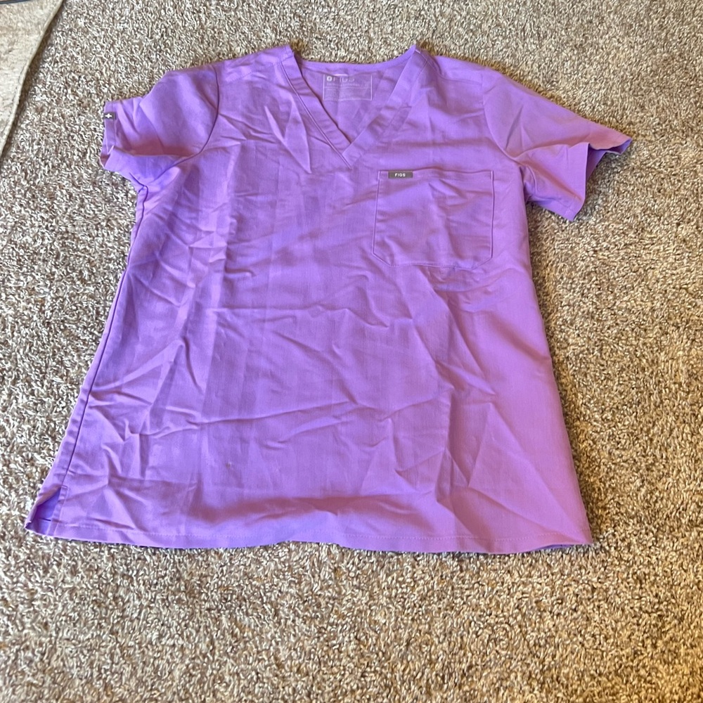 Lilac FIGS scrub TOP